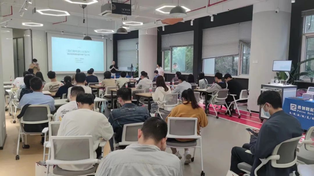 全國(guó)高校巡回研討會(huì)